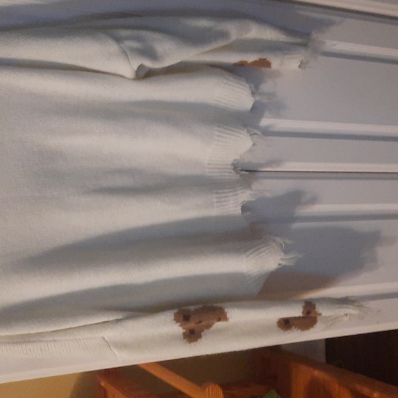 A croptop - Picture 3 of 3